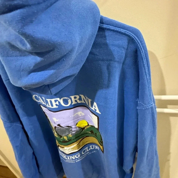 NWT Mens Urban Outfitters California Hiking Hoodie Sz L - Picture 6 of 9